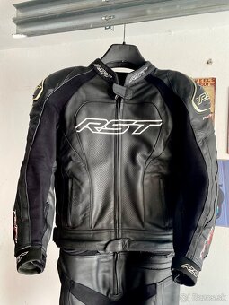 Kombineza RST, rukavice,cizmy, prilba, batoh - 3