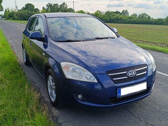 Kia CEED, 1.4 benzín, dobrý stav - 3