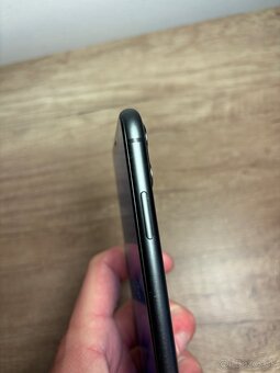 Predám Iphone 11 - 3