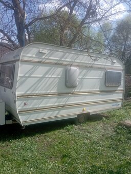 OBYTNY RETRO KARAVAN - 3