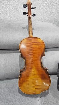 Husle Stradivarius 1736 - 3