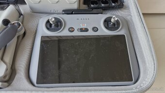DJI MINI 4 PRO FLY MORE COMBO - 3