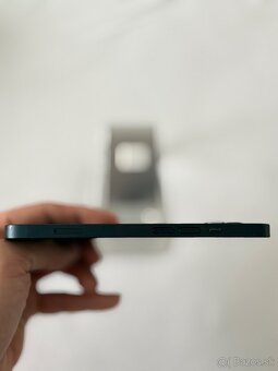 Na predaj IPhone 14 - 3