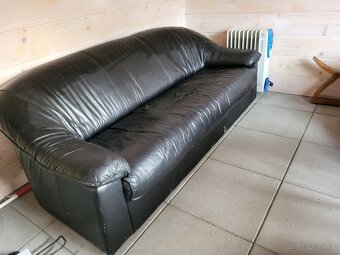 Koženy gauč a kreslo - 3