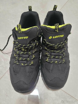 Turistická obuv LOTTO velkosť 44 - 3
