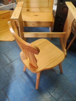 Drevená rohová jedálenská lavica stôl+stolicky - 3