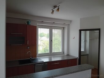 3 izbovy byt s balkonom a zahradkou - 3