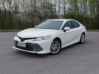 Toyota Camry 2.5 Benzin-Hybrid, Executive, 131 kW - 3