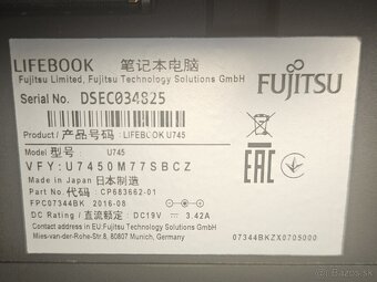 Fujitsu LifeBook U745 - 3