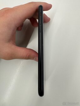 Predám iPhone XR – spoľahlivý parťák za super cenu 📱 - 3
