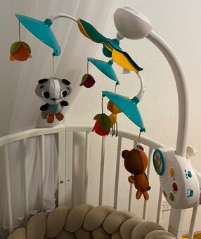 Hrací kolotoč nad postieľku - 3