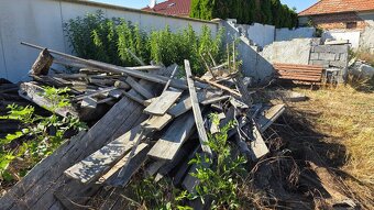 Darujem za odvoz drevo na palenie - 3