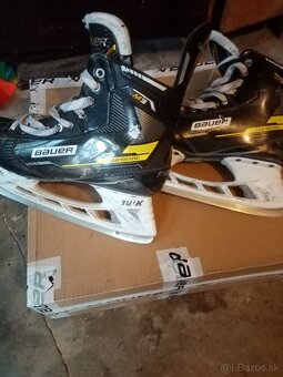 Korčule Bauer Supreme M3 č. 9 EE - 3