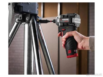 Sada 12V skrutkovač + uťahovák + 2 batérie + nabíjačka - 3