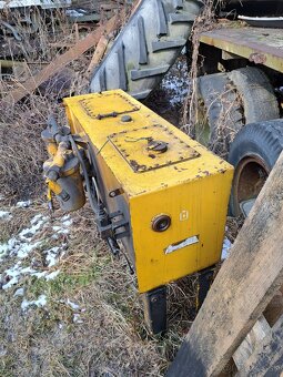 Hydraulická nádrž - 3