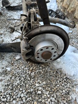 Zadna naprava octavia 2 - 3