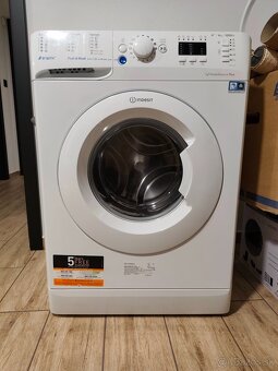Indesit - 3