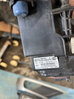 VW TOUAREG 7P 2014-2018 - 3