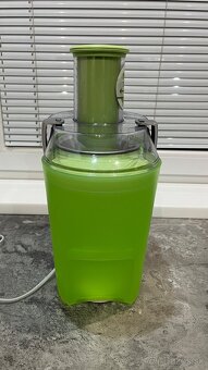 Odšťavovač Bosch MES25G0 700w - 3