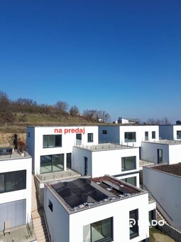 RADO | Exkluzívna 5i vila so záhradou a súkromným výťahom | - 3