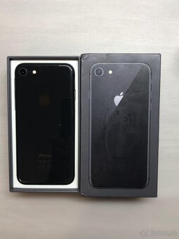 IPHONE 8 • 64 GB • BATÉRIA 100 % • ČIERNA - 3