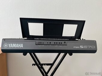 Yamaha PSR-S670 - 3
