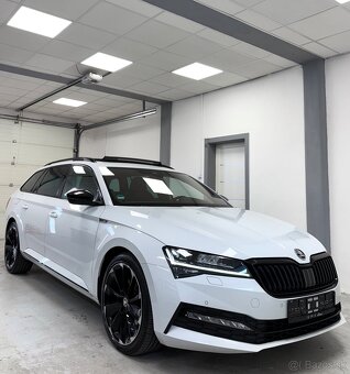 Skoda Superb Sportline 2.0TDI 4x4 Matrix/Virtual/Panorama - 3