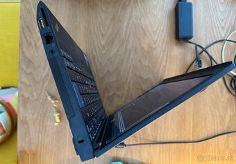 Lenovo Thinkpad X220 (bez baterie, poskodeny displej) - 3