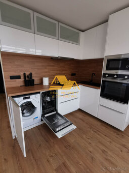 Prenajmem pekný 2 izbový byt s balkónom v Nových Zámkoch - 3