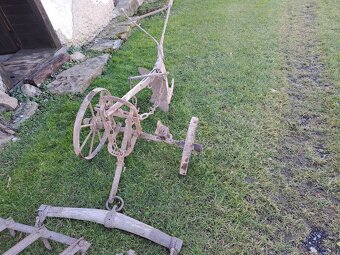 Predám  konský pluh a  brány - 3