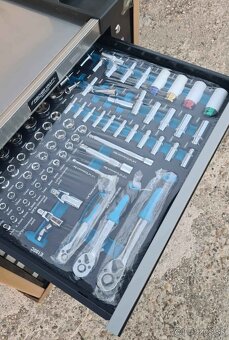 7 suflikovy Dielensky vozik s naradim 250ks - 3