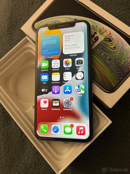 iPhone X 64GB black - 100% batéria - 3