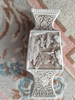 Váza s čínskym vzorom a popolník - 3