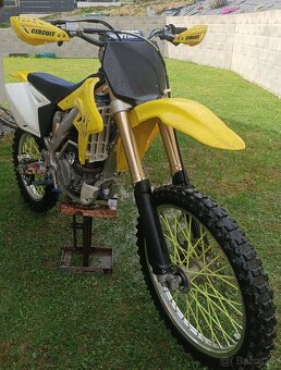 Predám Suzuki Rmz 250 - 3