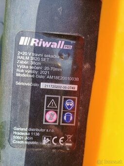 Čítať pozorne Riwal pro akú kosačka - 3