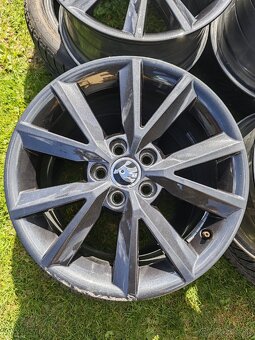 5x100, 57,1mm 7J ET46 - 3
