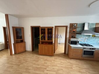 Na predaj : 3 izbový byt Košice Ťahanovce - 3