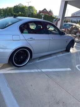BMW e90 330i - 3