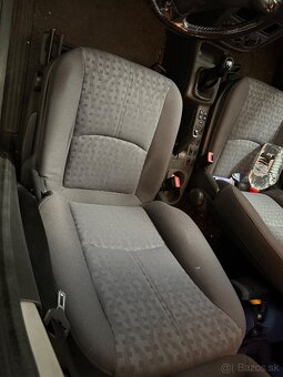 Mercedes Vaneo 1,7 cdi manual - 3