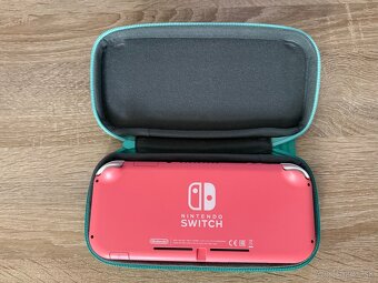 Nintendo Switch Lite - 3