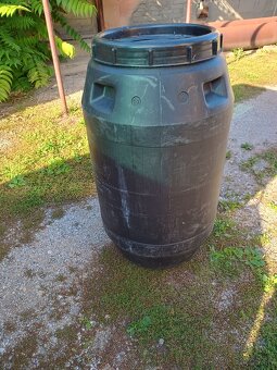 IBC kontajner 1000l, sud 220l - 3