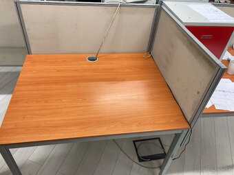 Predáma kancelársky stôl - 3
