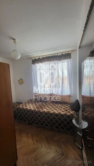 ZNÍŽENÁ  CENA NA PREDAJ  3-IZBOVÉHO BYTU  vhodného na rekonš - 3