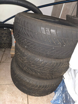 zimné pnematiky 255/50/r19 bmw x6, x5 run flat - 3