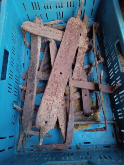 Kované klince klamre - 3