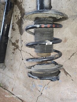 Predam adaptivne tlmice mercedes w204,c207 - 3