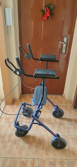 Predám štvorkolesové chodítko pre seniorov - 3