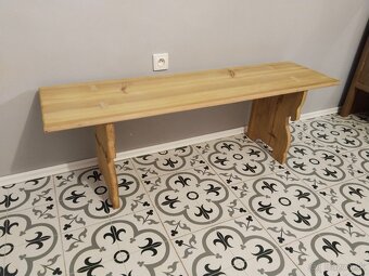 Stará lavice, lavička po renovaci - 3