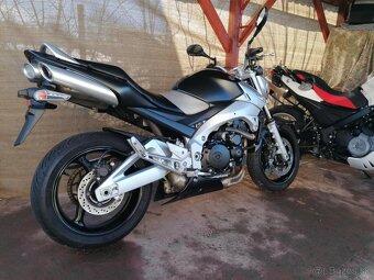 Suzuki Gsr 600 - 3
