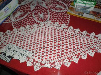 obrazky znamenia, vyšívané a hačkované dečky - 3